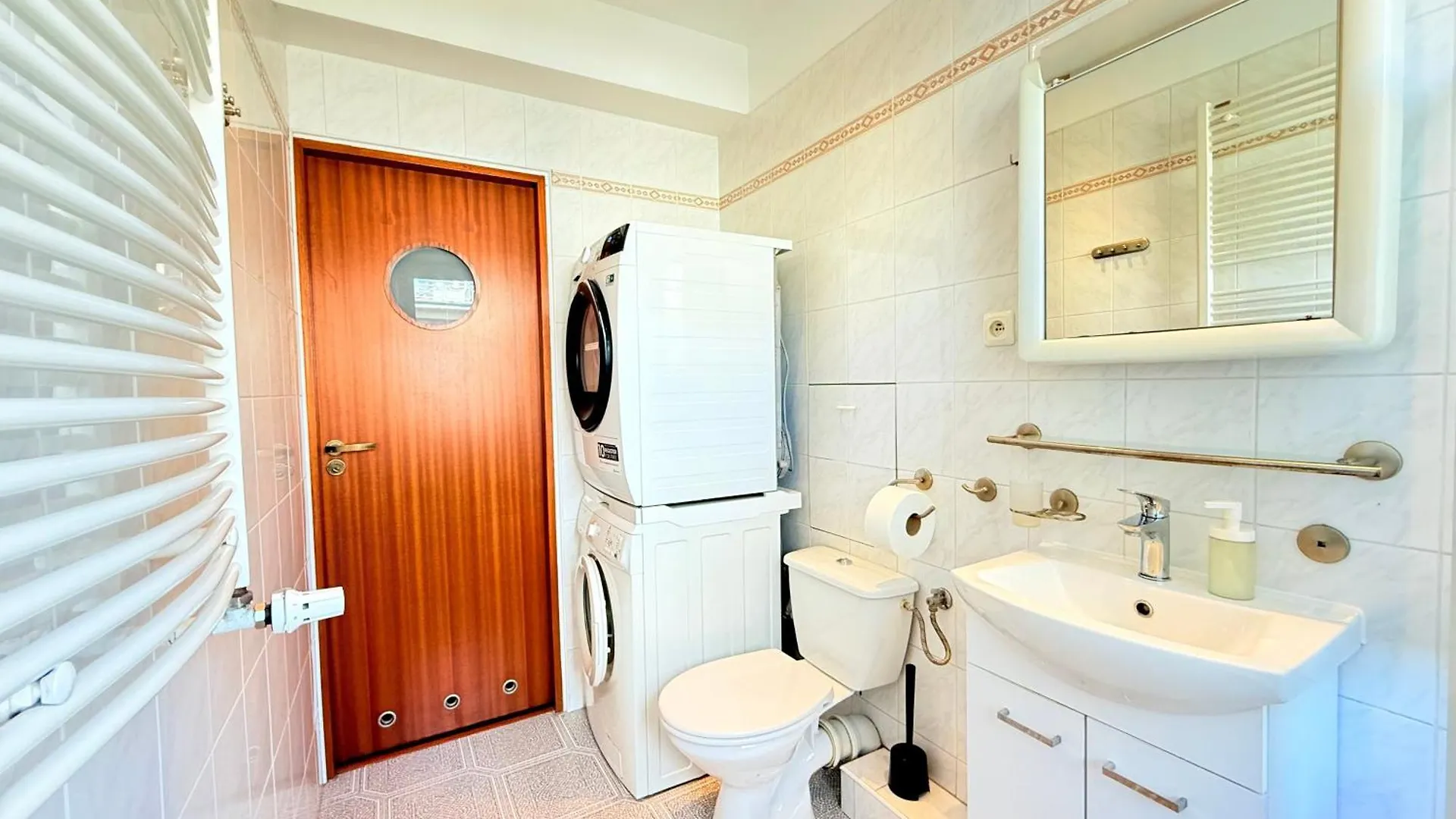 Superior Wlodarzewska, 2 Rooms, 1 Bedroom, Parking! 24H Reception! Varšava Apartmán